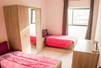 Kétágyas szoba a nyelviskola apartmanjában, Máltán